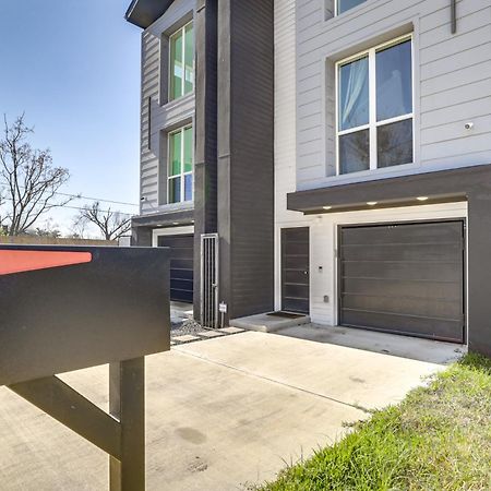 3 Mi To Dtwn Modern Townhome With Yard In 휴스턴 외부 사진